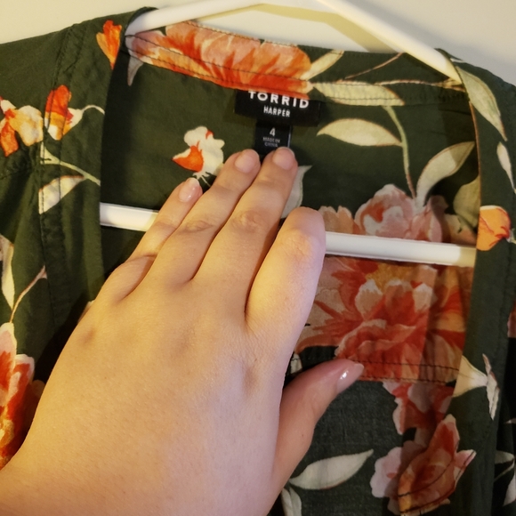 Olive and floral print blouse - Picture 2 of 2